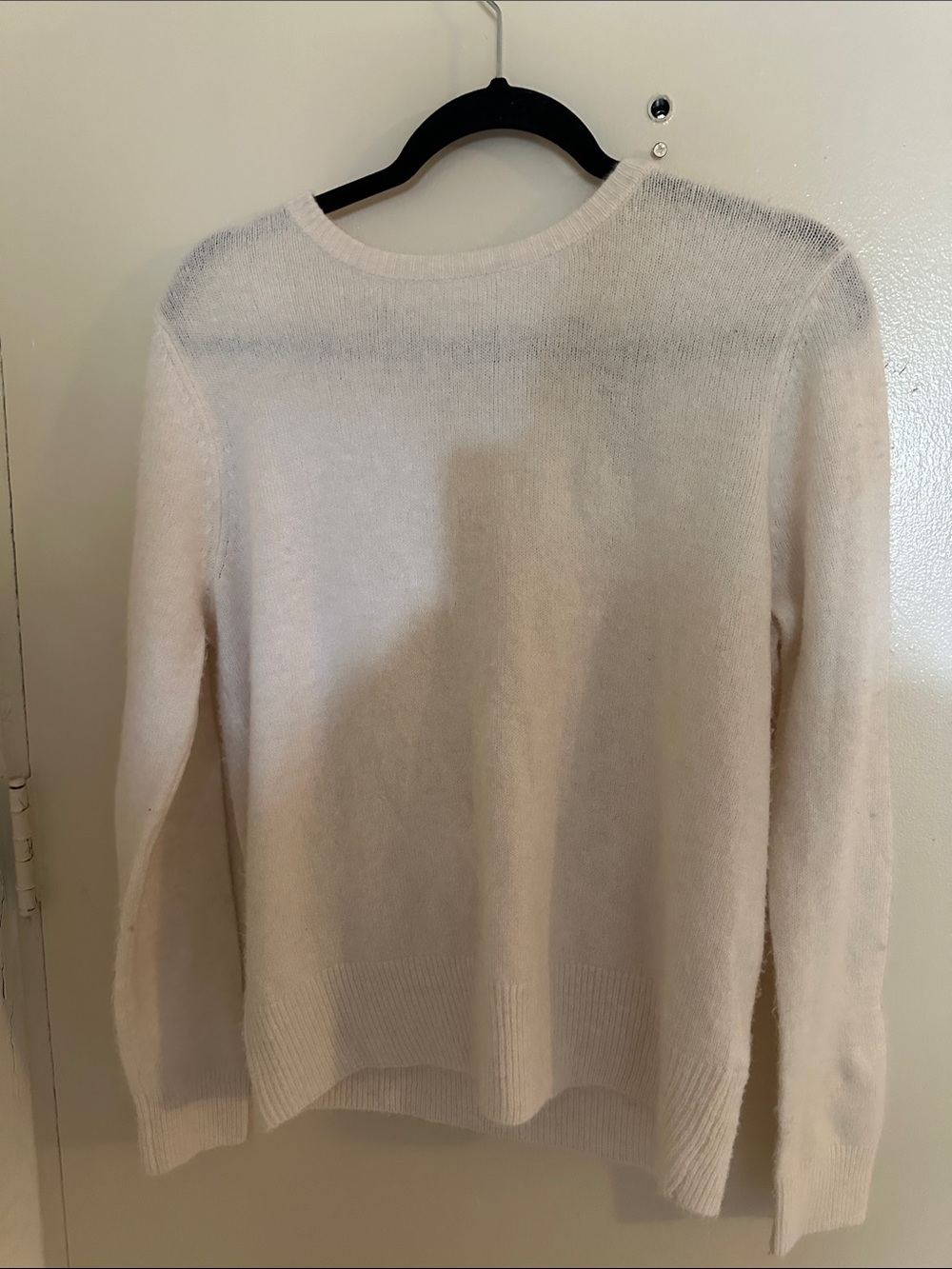 NWT VERO MODA Women's Cream Lightweight Crewneck Sweater with Drop Back